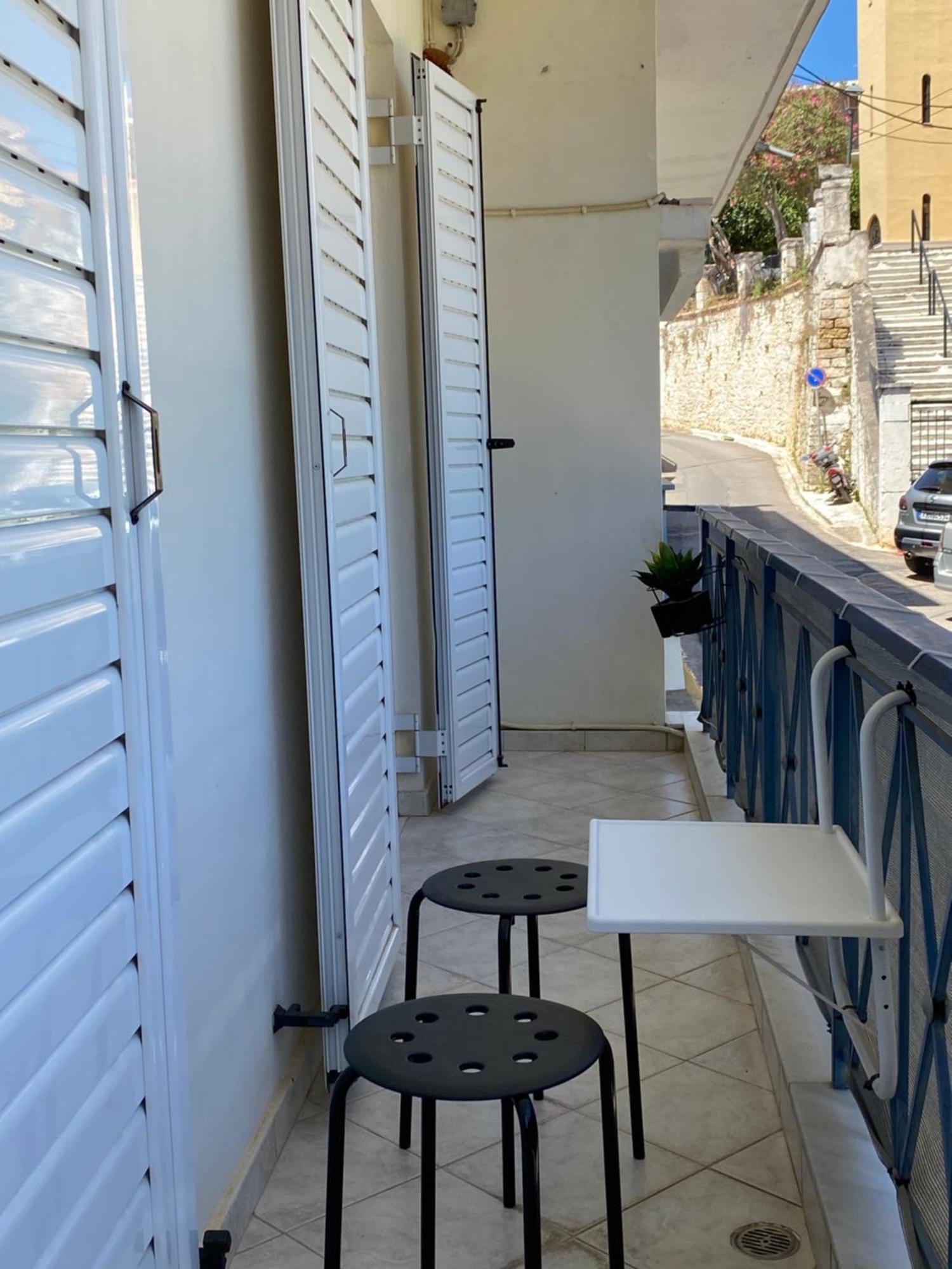 Irinis Apartment In Kalamata Exterior foto